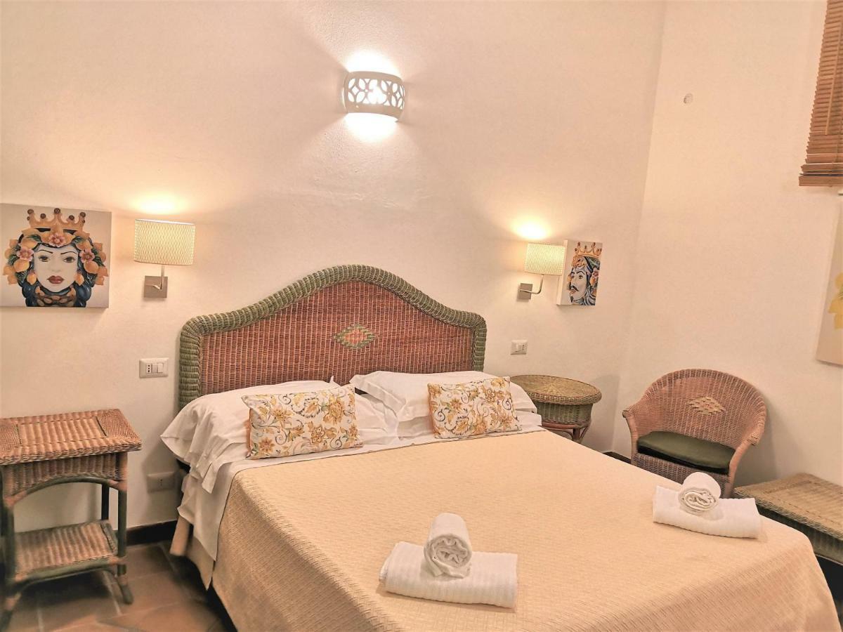 Villa Mareblu Luxury Holiday Apartment Direttamente Sul Mare Стромболи Экстерьер фото