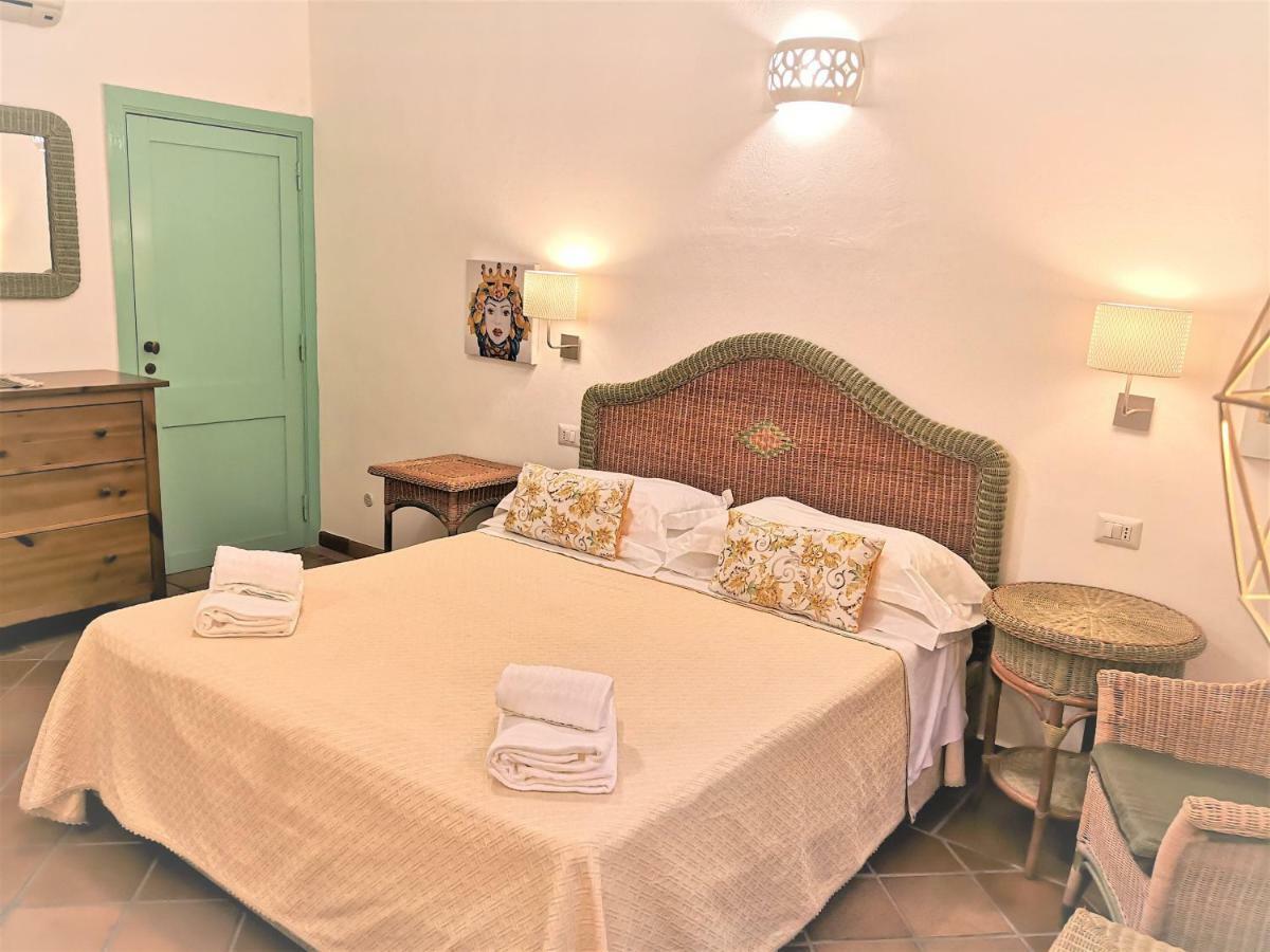 Villa Mareblu Luxury Holiday Apartment Direttamente Sul Mare Стромболи Экстерьер фото